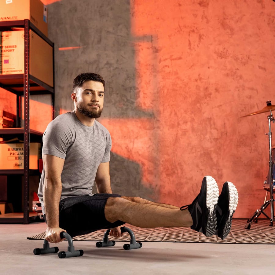 Uchwyty do pompek z tworzywa sz