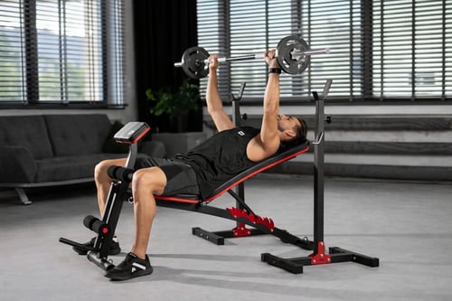 Trénink full body na posilovací lavici doma - jednoduchý plán pro celé tělo