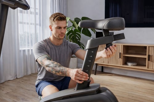 Jak správně nastavit rotoped? Stručný průvodce pro bezpečný a efektivní trénink na rotopedu